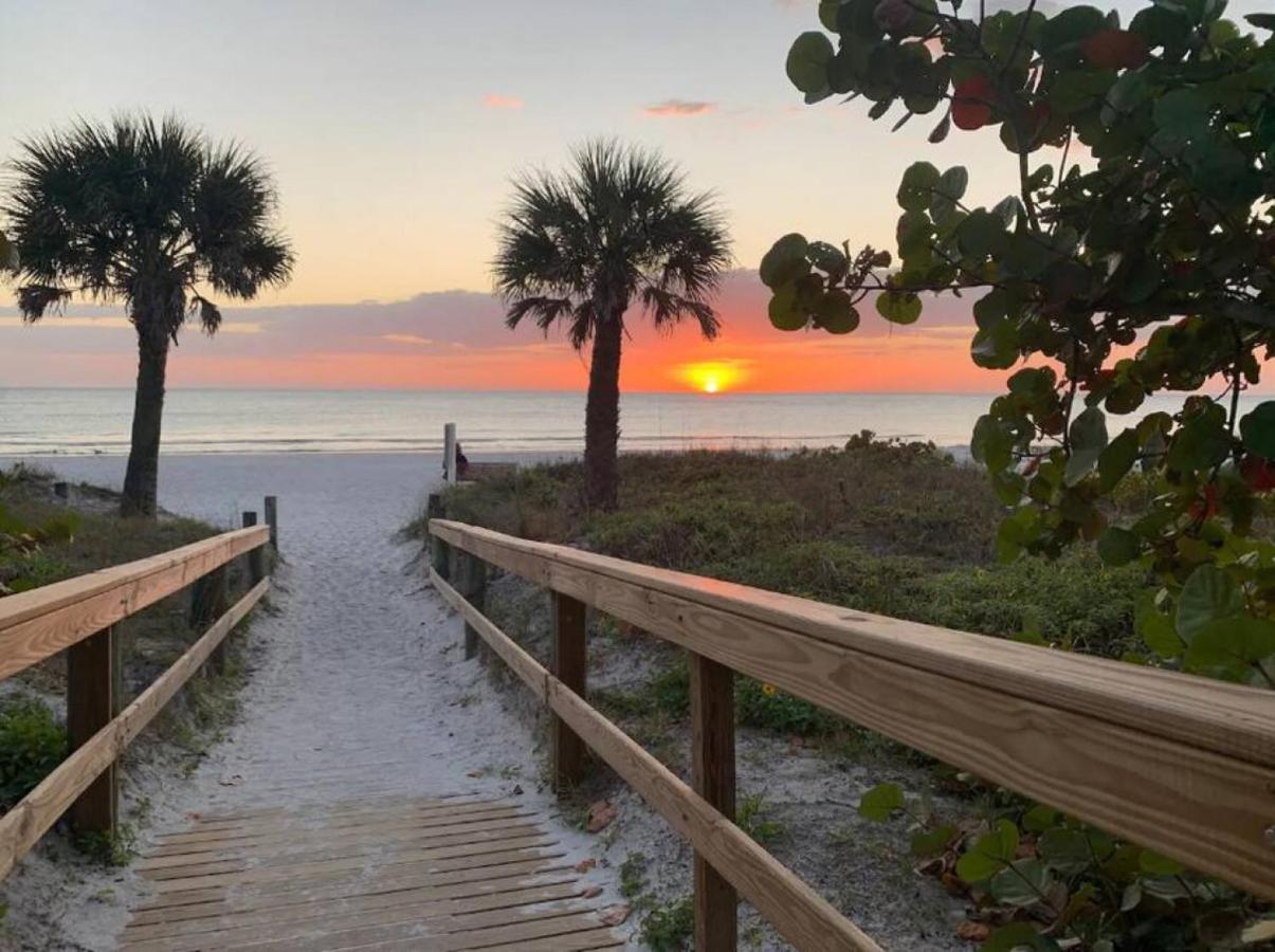 Sunset Paradise - Find Yourself In Tampa Luaran gambar