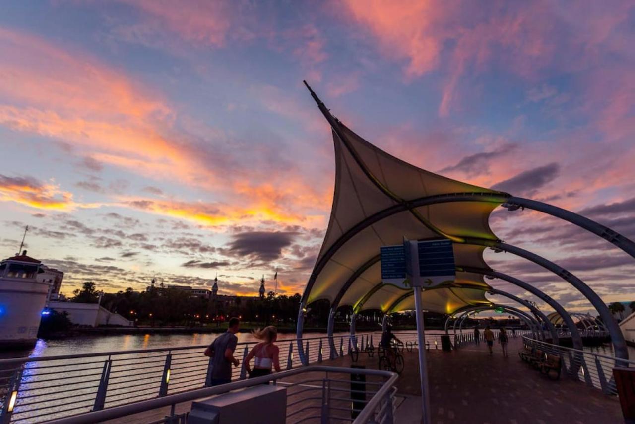 Sunset Paradise - Find Yourself In Tampa Luaran gambar